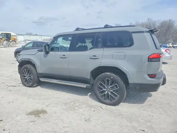 JTJTBCDX1R5016768 2024 LEXUS GX - Image 2