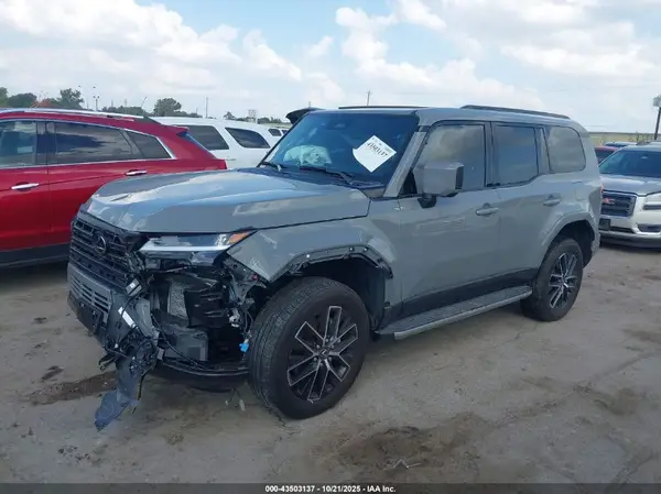 JTJTBCDX1S5052031 2025 LEXUS GX - Image 2