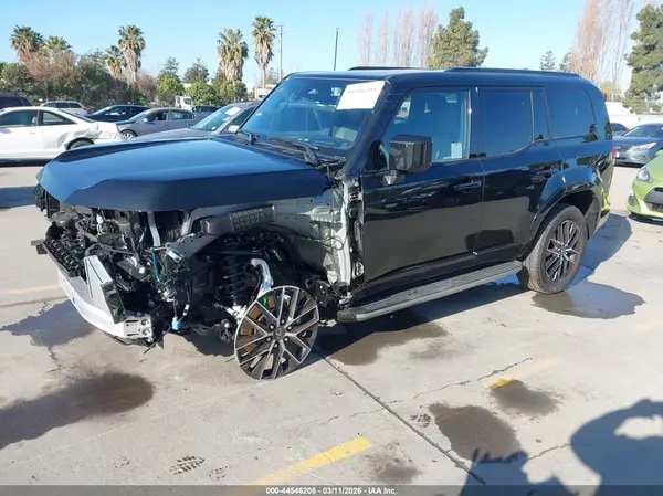 JTJTBCDX1S5069315 2025 LEXUS GX - Image 2