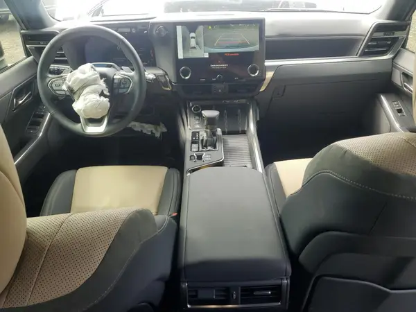 JTJTBCDX2R5005018 2024 LEXUS GX - Image 8