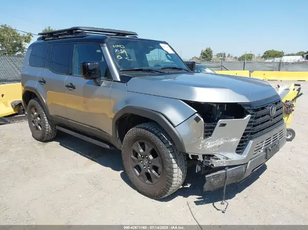 JTJTBCDX2R5016438 2024 LEXUS GX - Image 1