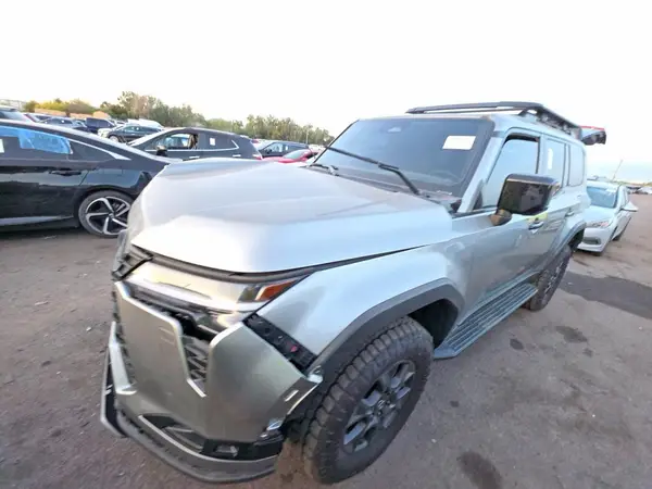 JTJTBCDX2S5046836 2025 LEXUS GX - Image 2
