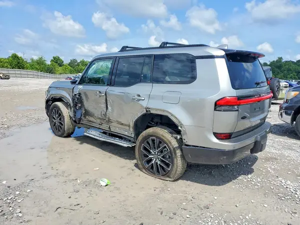 JTJTBCDX2S5067217 2025 LEXUS GX - Image 2