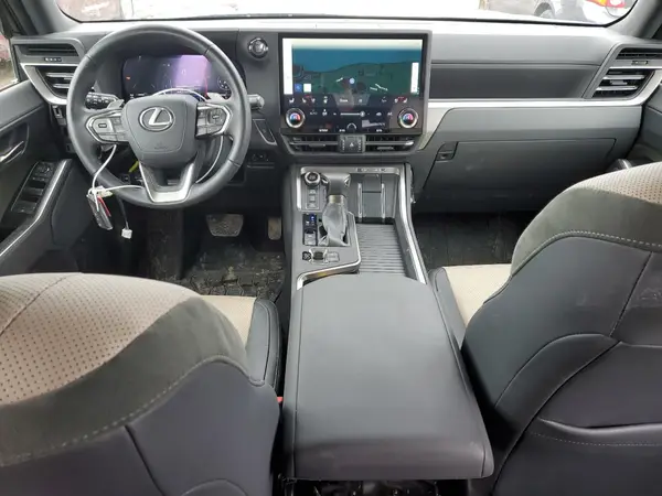JTJTBCDX3R5013905 2024 LEXUS GX - Image 8
