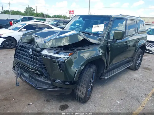 JTJTBCDX3R5030302 2024 LEXUS GX - Image 2
