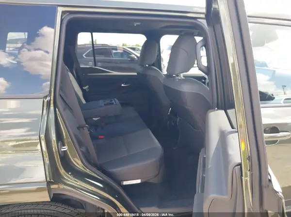 JTJTBCDX3R5030302 2024 LEXUS GX - Image 8