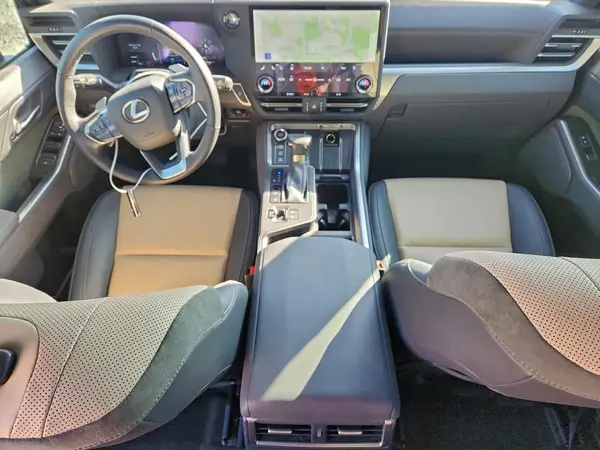 JTJTBCDX3R5032339 2024 LEXUS GX - Image 8