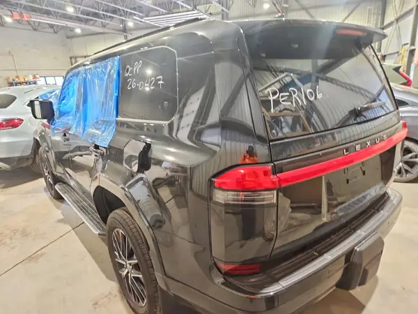 JTJTBCDX3S5037238 2025 LEXUS GX - Image 2