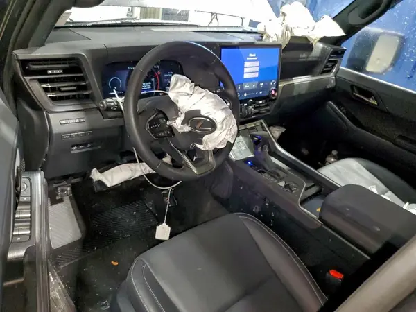 JTJTBCDX3S5059384 2025 LEXUS GX - Image 8