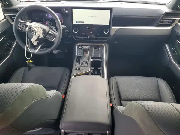 JTJTBCDX3S5066707 2025 LEXUS GX - Image 8