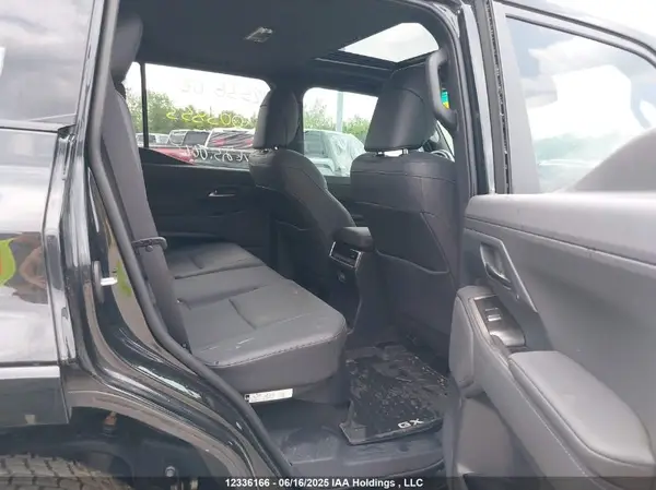 JTJTBCDX4R5003853 2024 LEXUS GX - Image 8