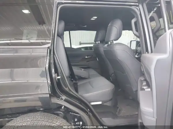 JTJTBCDX4R5023486 2024 LEXUS GX - Image 8