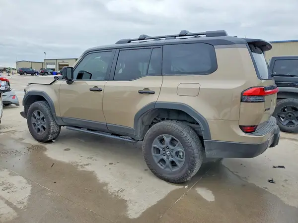 JTJTBCDX4S5051908 2025 LEXUS GX - Image 2