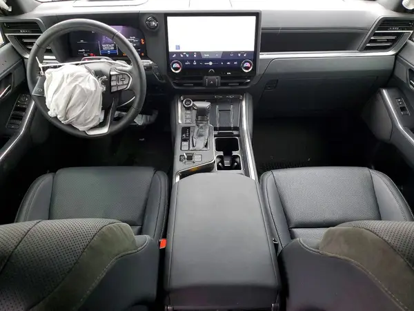 JTJTBCDX4S5051908 2025 LEXUS GX - Image 8