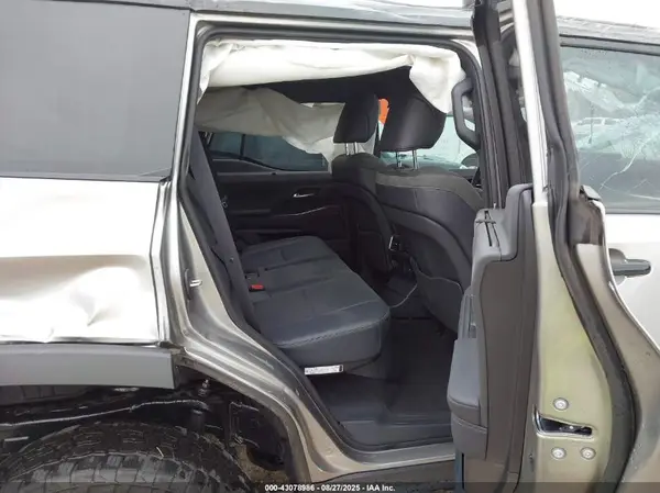 JTJTBCDX4S5055876 2025 LEXUS GX - Image 8