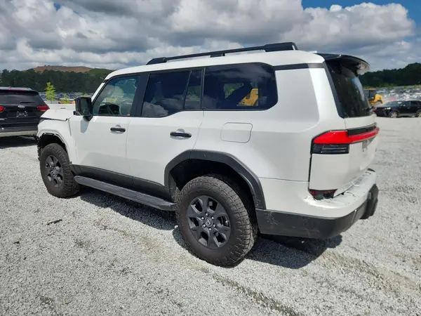 JTJTBCDX5R5003408 2024 LEXUS GX - Image 2