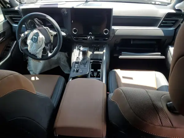 JTJTBCDX5R5023870 2024 LEXUS GX - Image 8