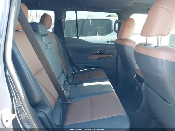 JTJTBCDX5R5031001 2024 LEXUS GX - Image 8