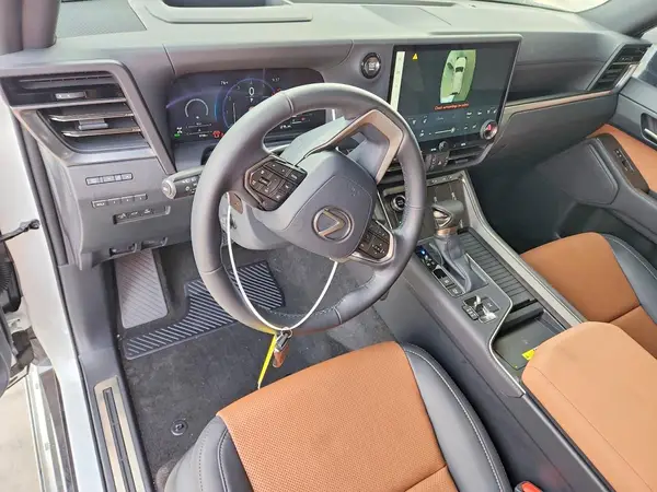 JTJTBCDX5S5063839 2025 LEXUS GX - Image 8