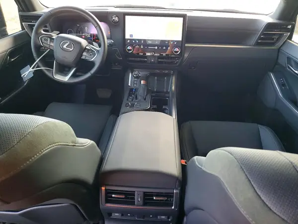 JTJTBCDX5T5074373 2026 LEXUS GX - Image 8
