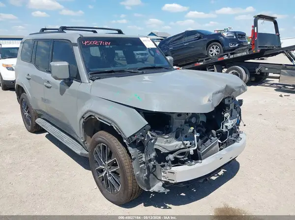 JTJTBCDX6R5021903 2024 LEXUS GX - Image 1