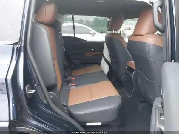 JTJTBCDX6S5063557 2025 LEXUS GX - Image 8