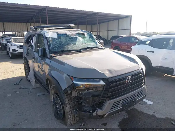 JTJTBCDX7R5013129 2024 LEXUS GX - Image 1