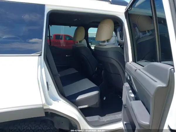 JTJTBCDX7R5019125 2024 LEXUS GX - Image 8