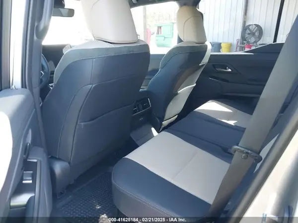 JTJTBCDX7R5022705 2024 LEXUS GX - Image 8
