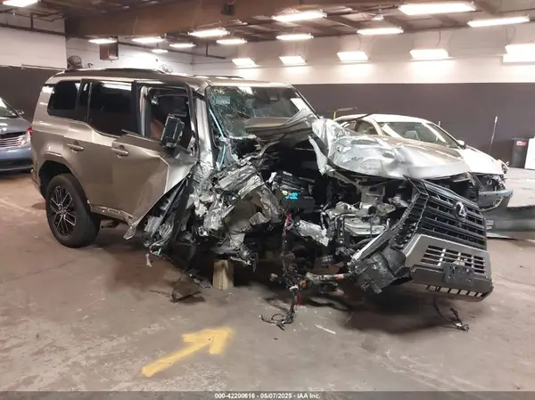 JTJTBCDX7R5024633 2024 LEXUS GX - Image 1