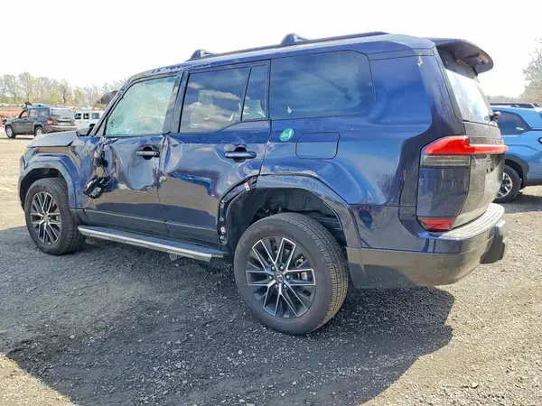 JTJTBCDX7S5051725 2025 LEXUS GX - Image 2
