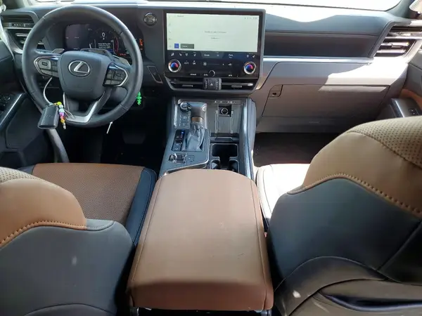 JTJTBCDX7S5051725 2025 LEXUS GX - Image 8