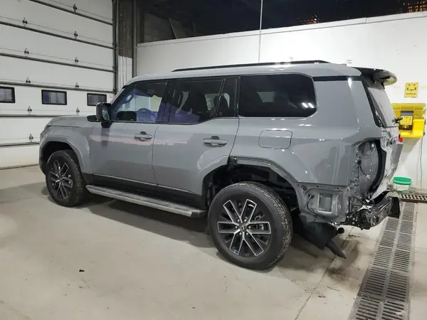 JTJTBCDX7S5059257 2025 LEXUS GX - Image 2
