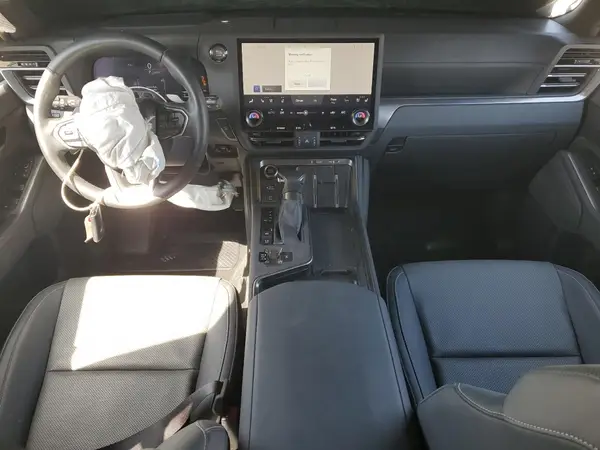 JTJTBCDX8R5009039 2024 LEXUS GX - Image 8