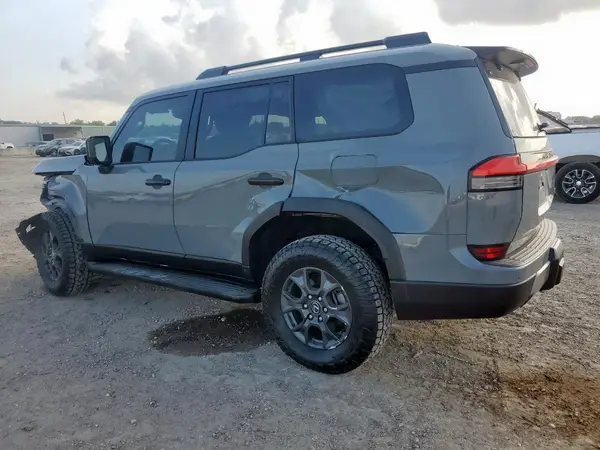 JTJTBCDX8R5010661 2024 LEXUS GX - Image 2