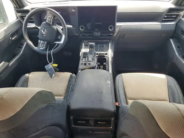 JTJTBCDX8R5030053 2024 LEXUS GX - Image 8