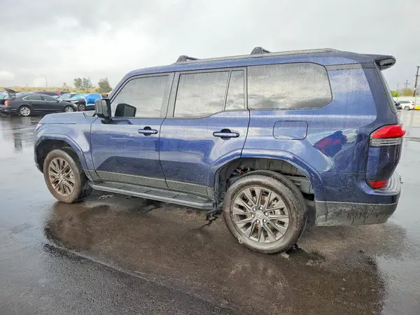 JTJTBCDX8R5031011 2024 LEXUS GX - Image 2