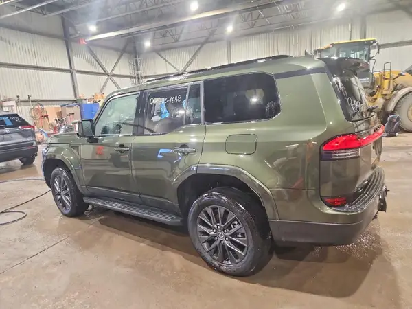 JTJTBCDX8RX028710 2024 LEXUS GX - Image 2