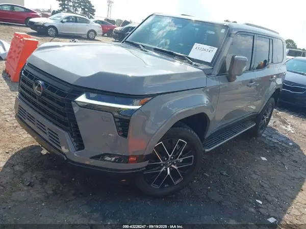JTJTBCDX9R5012418 2024 LEXUS GX - Image 2