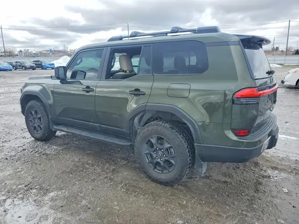 JTJTBCDX9R5034080 2024 LEXUS GX - Image 2