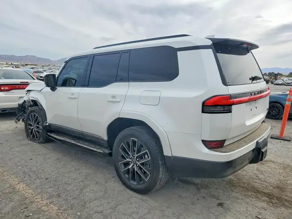 JTJTBCDX9S5052066 2025 LEXUS GX - Image 2