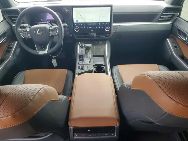 JTJTBCDX9S5052066 2025 LEXUS GX - Image 8