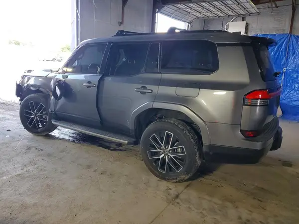 JTJTBCDX9S5052858 2025 LEXUS GX - Image 2