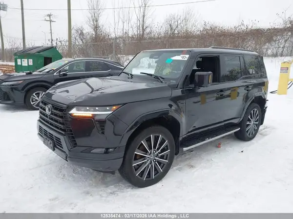 JTJVBCDX0R5019041 2024 LEXUS GX - Image 2