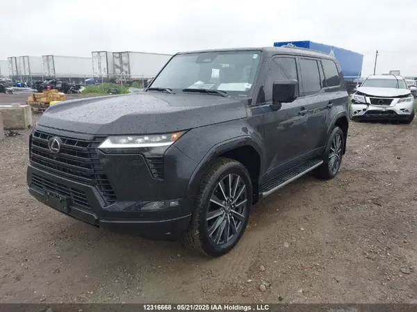 JTJVBCDX1S5038932 2025 LEXUS GX - Image 2