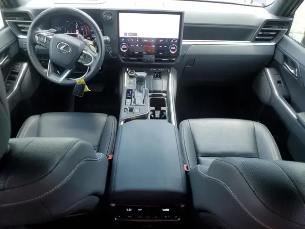 JTJVBCDX2R5005996 2024 LEXUS GX - Image 8