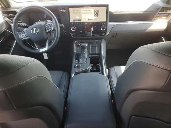 JTJVBCDX2S5050748 2025 LEXUS GX - Image 8