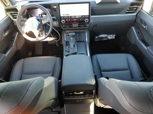 JTJVBCDX3R5016991 2024 LEXUS GX - Image 8