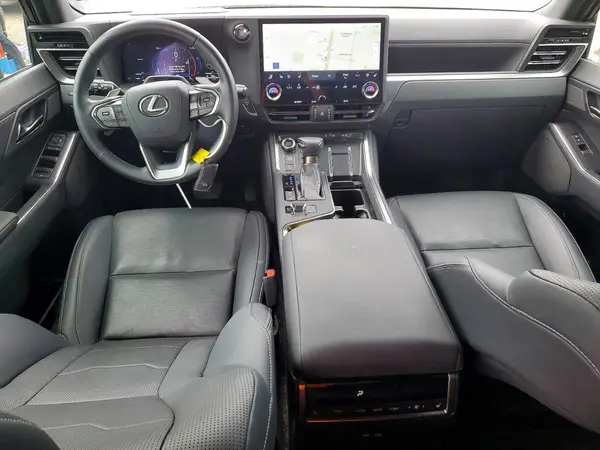JTJVBCDX3R5026730 2024 LEXUS GX - Image 8