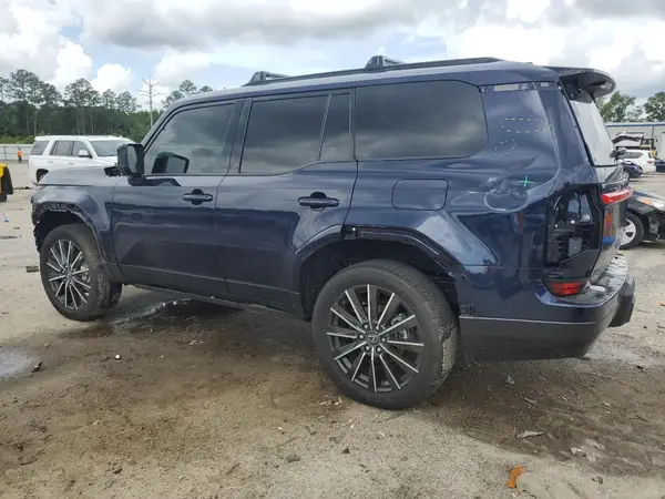 JTJVBCDX3R5032947 2024 LEXUS GX - Image 2